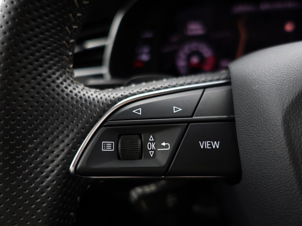 
Audi Q7 60 TFSI e Quattro S Competition- Design Leder, Luchtvering, Sfeerverlichting, Panoramadak, Bose audio, Memory vol									