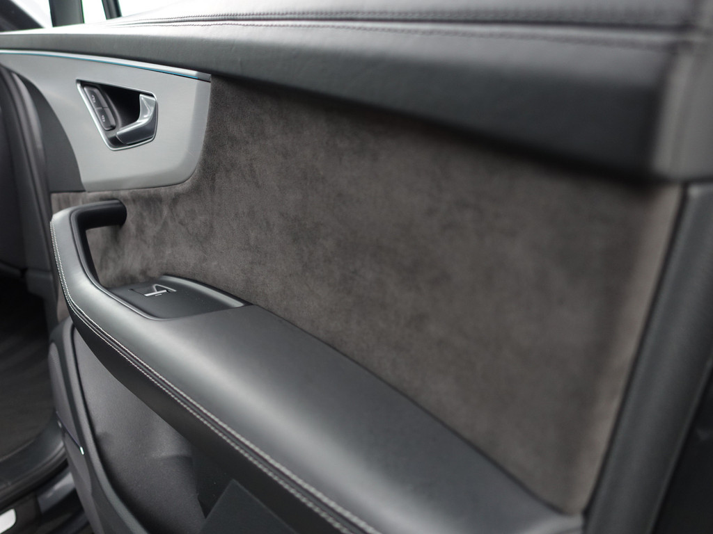 
Audi Q7 60 TFSI e Quattro S Competition- Design Leder, Luchtvering, Sfeerverlichting, Panoramadak, Bose audio, Memory vol									