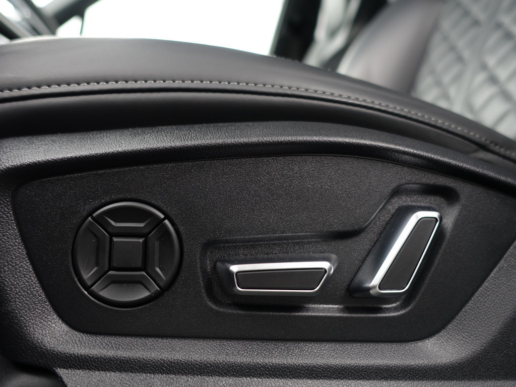 
Audi Q7 60 TFSI e Quattro S Competition- Design Leder, Luchtvering, Sfeerverlichting, Panoramadak, Bose audio, Memory vol									