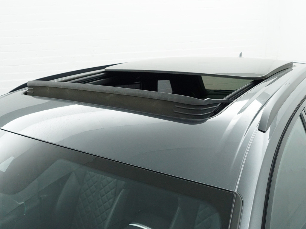 
Audi Q7 60 TFSI e Quattro S Competition- Design Leder, Luchtvering, Sfeerverlichting, Panoramadak, Bose audio, Memory vol									