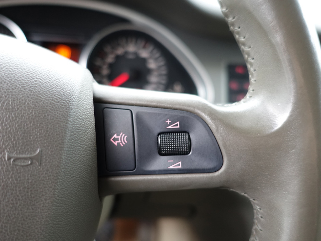 
Audi Q7 3.6 FSI Quattro Pro Line+ Aut- Young timer, Leder Interieur, Clima, Cruise, Park Assist vol									