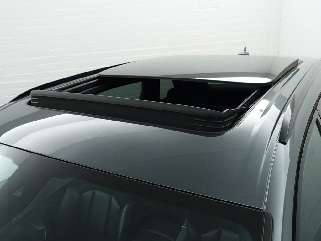 
								Audi Q7 3.0 TDI e-tron Quattro S Line Black Optic- Panoramadak, Luchtvering, Sfeerverlichting, Camera, Leder Sport Interieur vol									