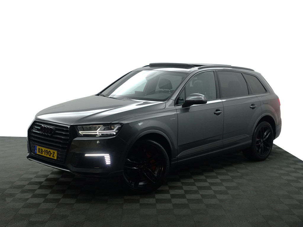 
								Audi Q7 3.0 TDI e-tron Quattro S Line Black Optic- Panoramadak, Luchtvering, Sfeerverlichting, Camera, Leder Sport Interieur vol									
