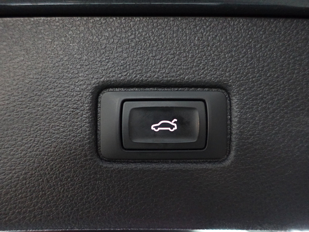 
								Audi Q7 3.0 TDI e-tron Quattro S Line Black Optic- Panoramadak, Luchtvering, Sfeerverlichting, Camera, Leder Sport Interieur vol									