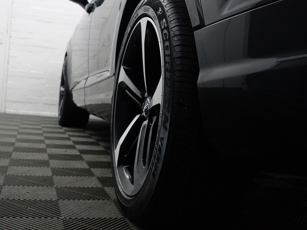 
Audi Q7 3.0 TDI e-tron Quattro S Line Black Optic Aut- Luchtvering, Sfeerverlichting, Standkachel, Xenon Led, Memory Seats, Virtual Cockpit vol									