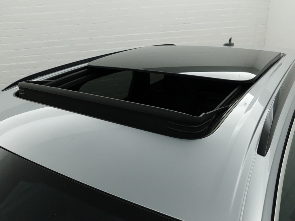 
Audi Q7 3.0 TDI e-tron Quattro S Line+ Aut- Panoramadak, Sfeerverlichting, 360 Camera, Standkachel, Memory, Elek Trekhaak vol									