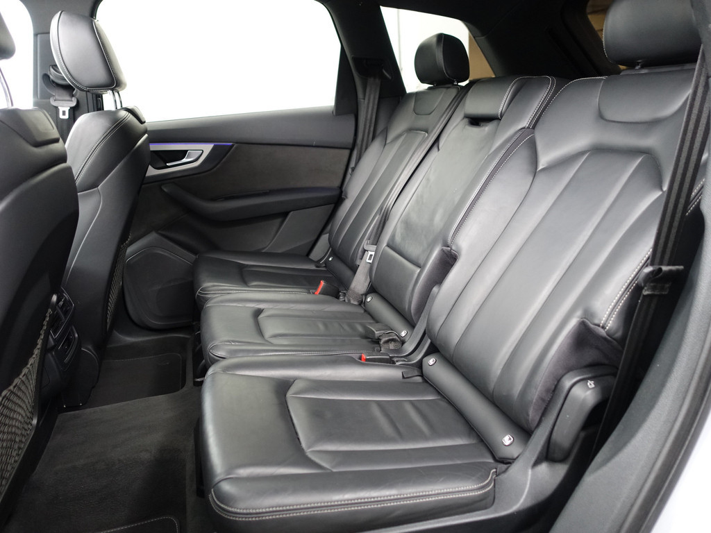 
Audi Q7 3.0 TDI e-tron Quattro S Line+ Aut- Panoramadak, Sfeerverlichting, 360 Camera, Standkachel, Memory, Elek Trekhaak vol									