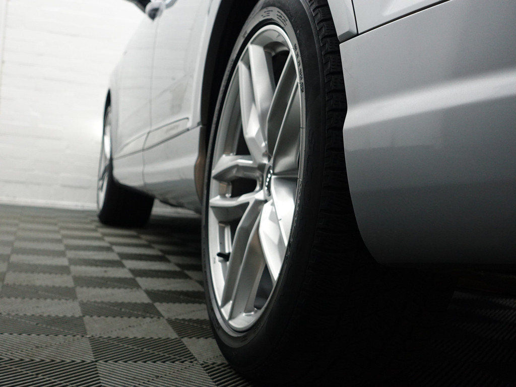 
Audi Q7 3.0 TDI e-tron Quattro S Line+ Aut- Panoramadak, Sfeerverlichting, 360 Camera, Standkachel, Memory, Elek Trekhaak vol									