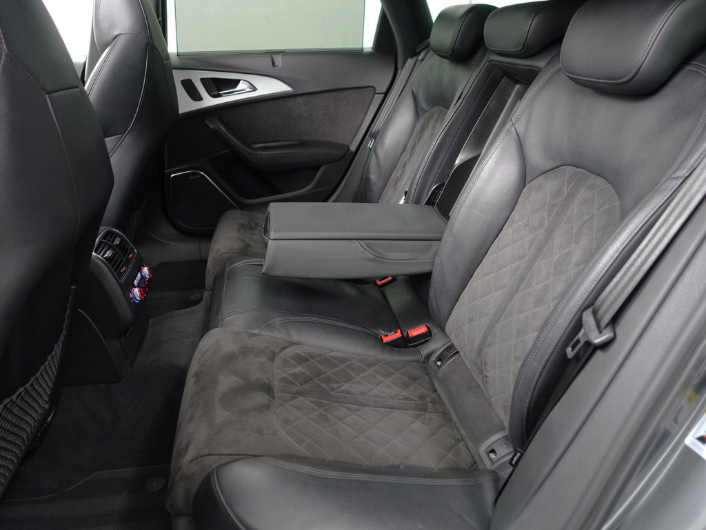 
Audi A6 Avant 4.0 TFSI RS 6 quattro Pro Line Plus- Bang Olufsen Advanced, Panoramadak, Keyless, Head Up, Xenon Led vol									