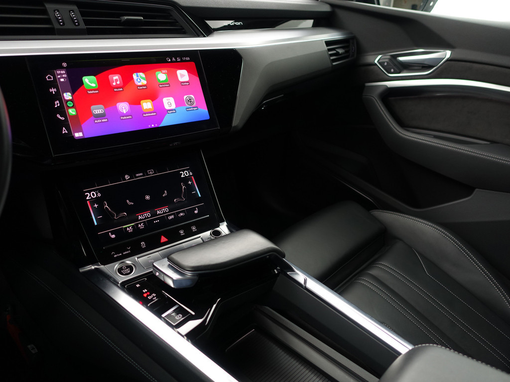 
								Audi e-tron 55 quattro S edition 95 kWh- Panoramadak, Bang Olufsen, Sfeerverlichting, Memory, CarPlay, Leder Interieur vol									