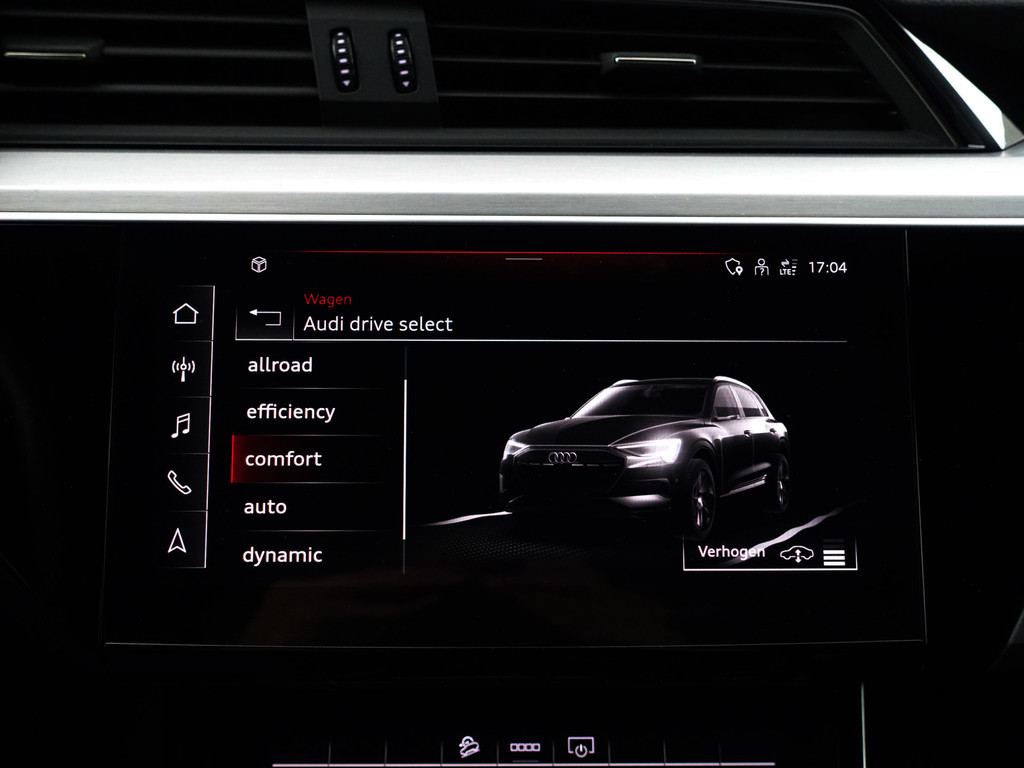 
								Audi e-tron 55 quattro S edition 95 kWh- Panoramadak, Bang Olufsen, Sfeerverlichting, Memory, CarPlay, Leder Interieur vol									