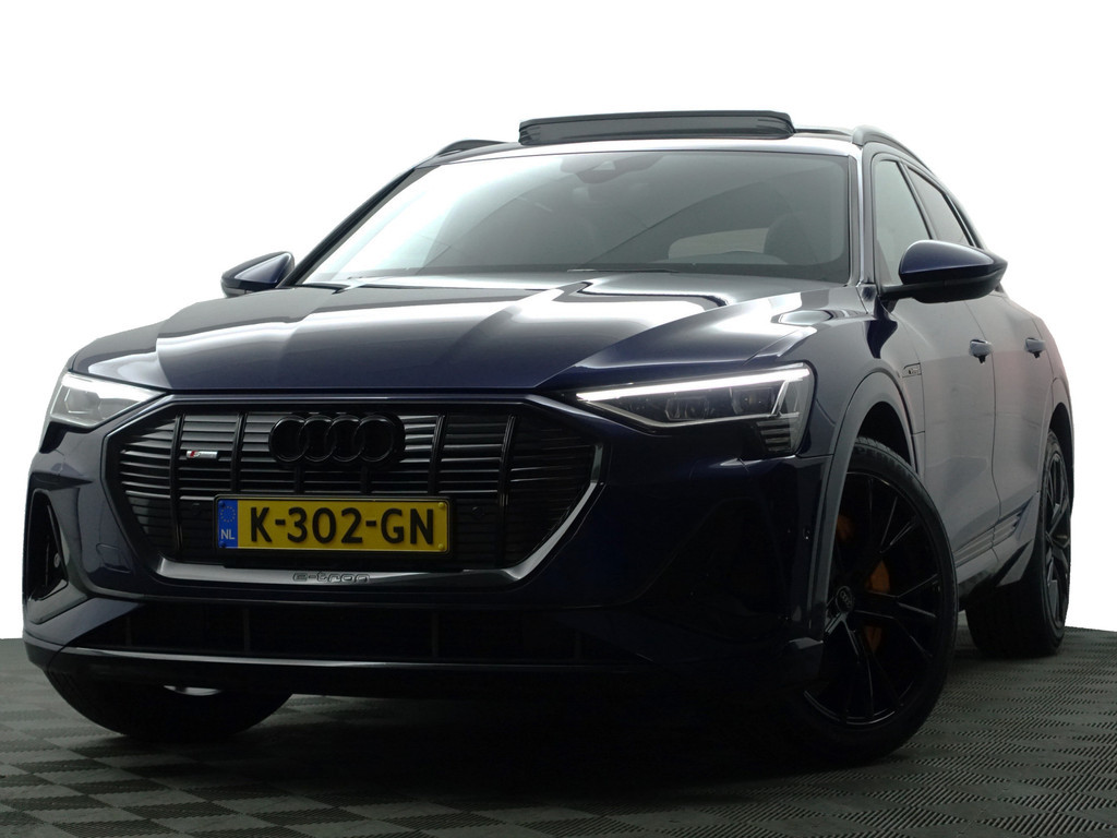 
								Audi e-tron 55 quattro S edition 95 kWh- Panoramadak, Bang Olufsen, Sfeerverlichting, Memory, CarPlay, Leder Interieur vol									