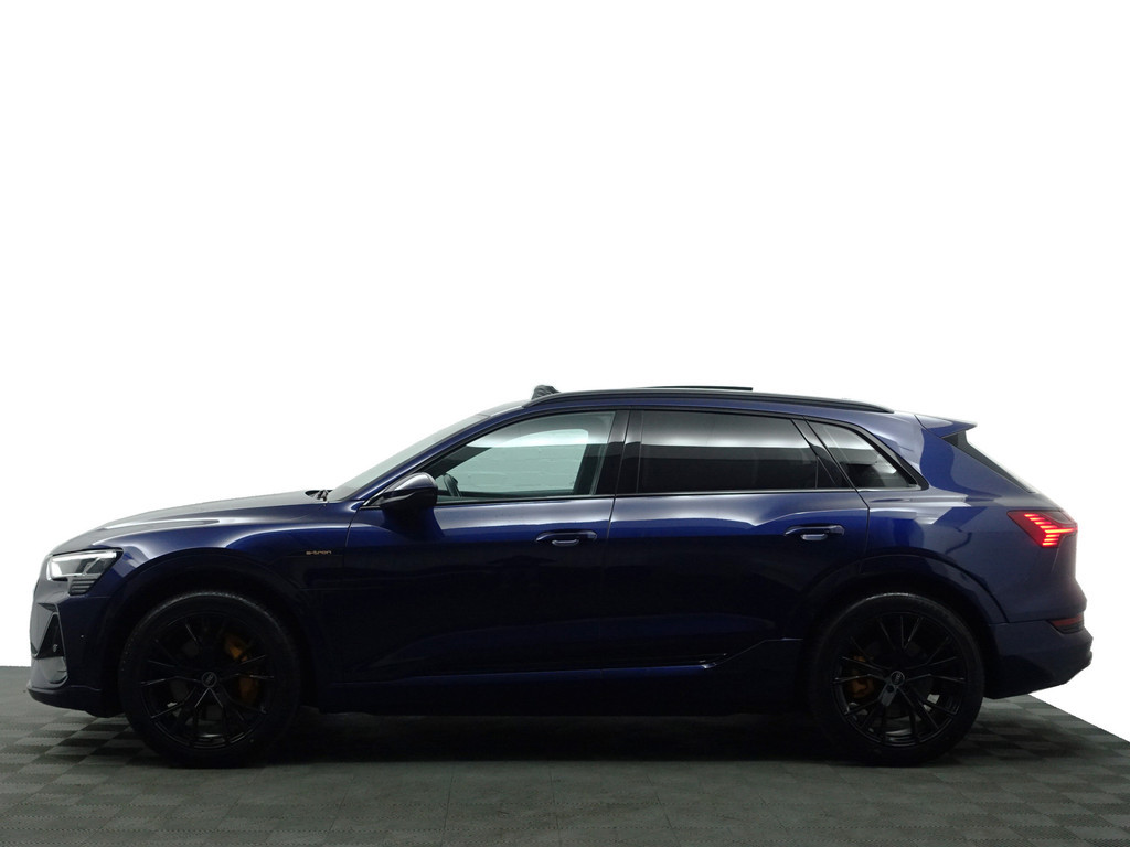 
								Audi e-tron 55 quattro S edition 95 kWh- Panoramadak, Bang Olufsen, Sfeerverlichting, Memory, CarPlay, Leder Interieur vol									