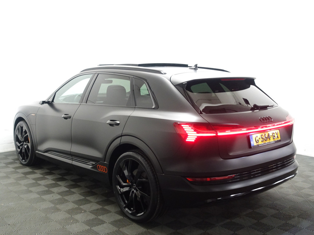 
Audi e-tron 55 quattro S Competition Edition 95 kWh Panodak, Bang Olufsen, 360 Camera, Sfeerverlichting, Xenon led matrix vol									