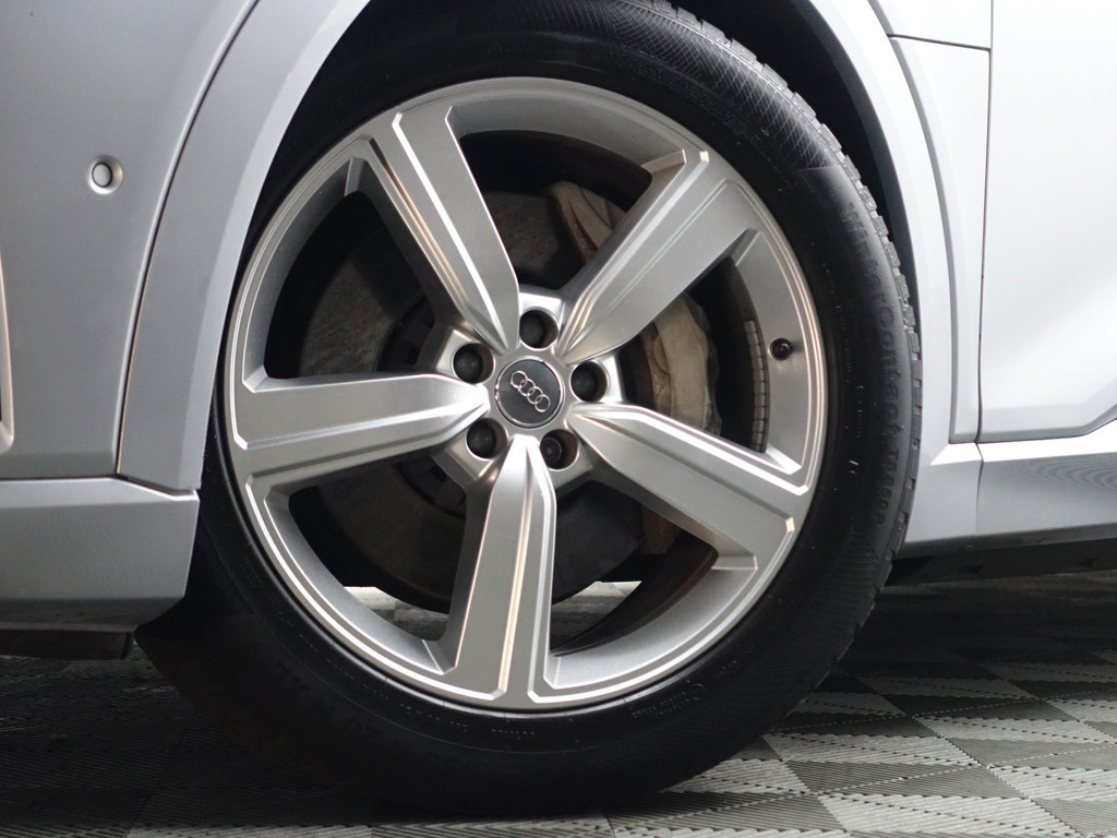 
Audi e-tron e-tron 50 quattro S edition plus 71 kWh- Panodak, Memory, Carplay, Xenon Led, Luchtvering, Leder Interieur vol									