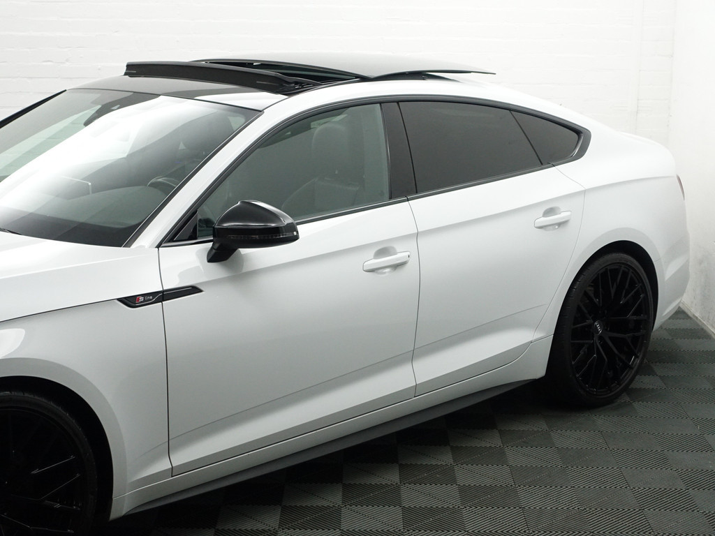 
Audi A5 Sportback 2.0 TFSI S Black Optic Aut- Panodak, Sfeerverlichting, Keyless, Park Assist, Xenon Led Matrix, Dynamic Select vol									