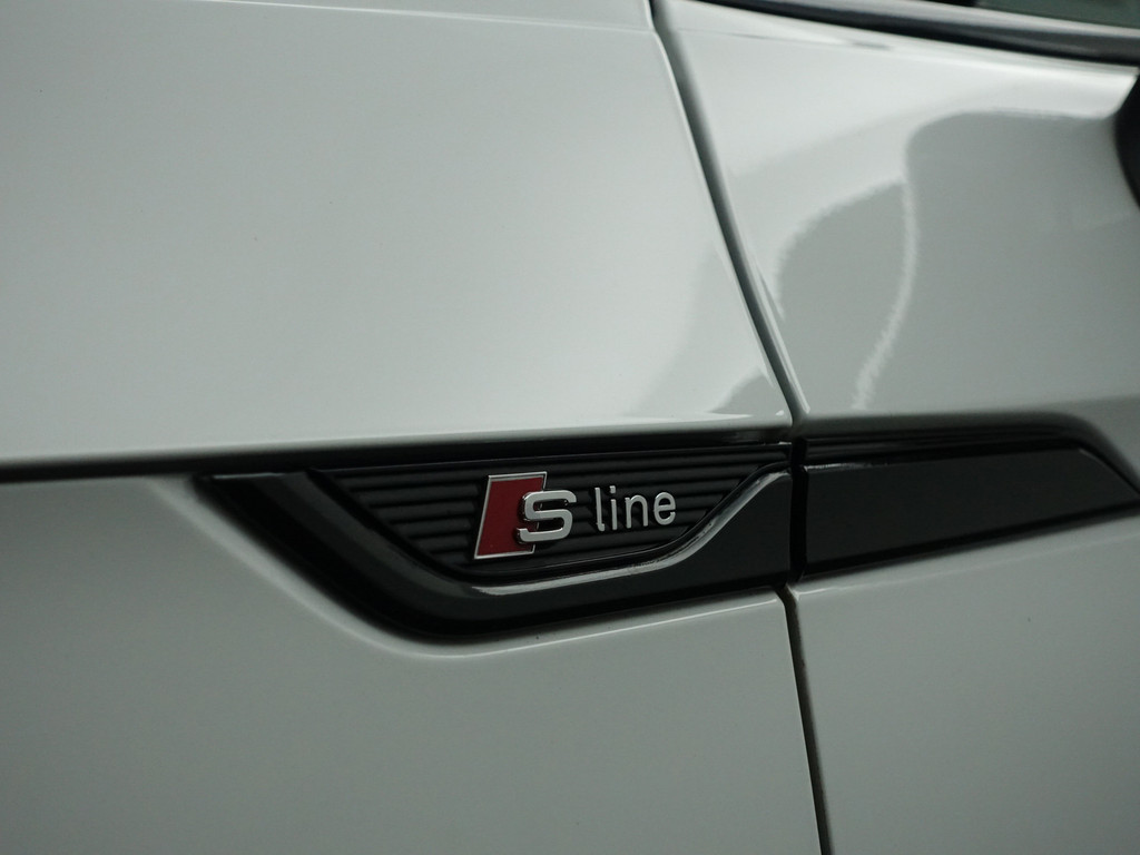 
Audi A5 Sportback 2.0 TFSI S Black Optic Aut- Panodak, Sfeerverlichting, Keyless, Park Assist, Xenon Led Matrix, Dynamic Select vol									