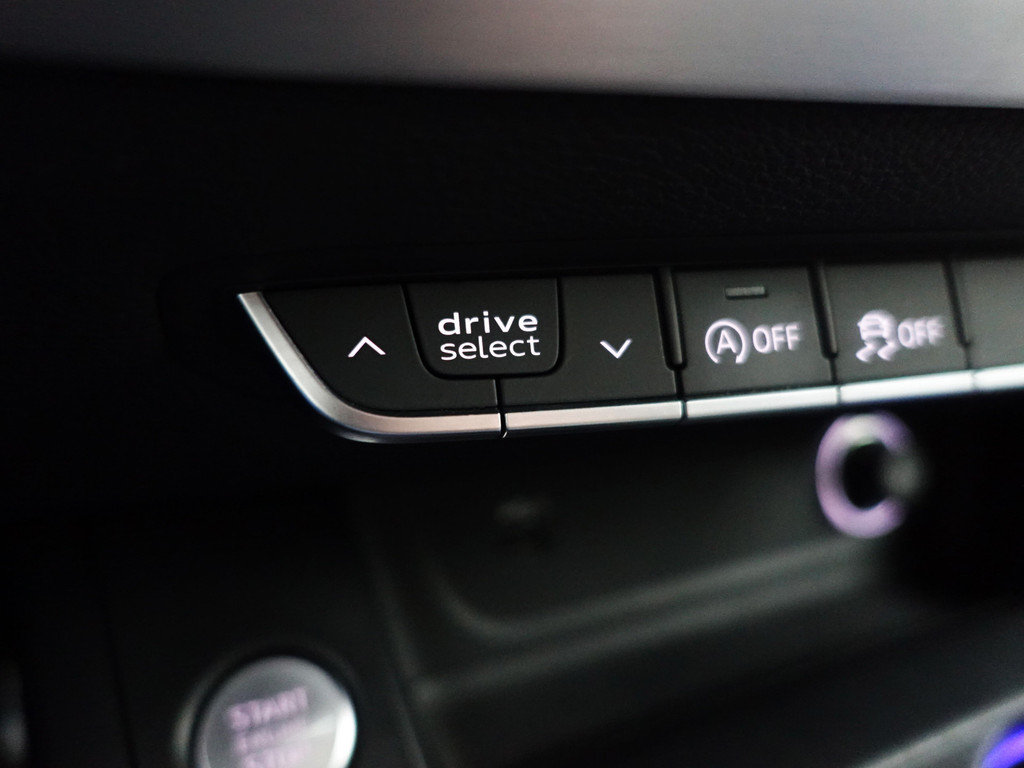 
								Audi A5 Sportback 40 TFSI S Line Aut- Panoramadak, Sfeerverlichting, Xenon Led, Dynamic Select, Keyless, Sport Leder Interieur vol									