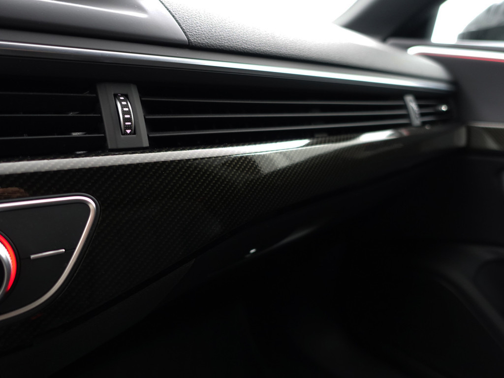 
								Audi A5 Sportback 35 TFSI S Competition Aut- Carbon, Sfeerverlichting, Virtual Cockpit, Dynamic Select, Xenon Led, Leder Sport Interieur vol									