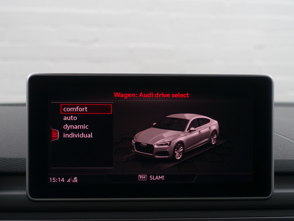
								Audi A5 Sportback 35 TFSI S Competition Aut- Carbon, Sfeerverlichting, Virtual Cockpit, Dynamic Select, Xenon Led, Leder Sport Interieur vol									
