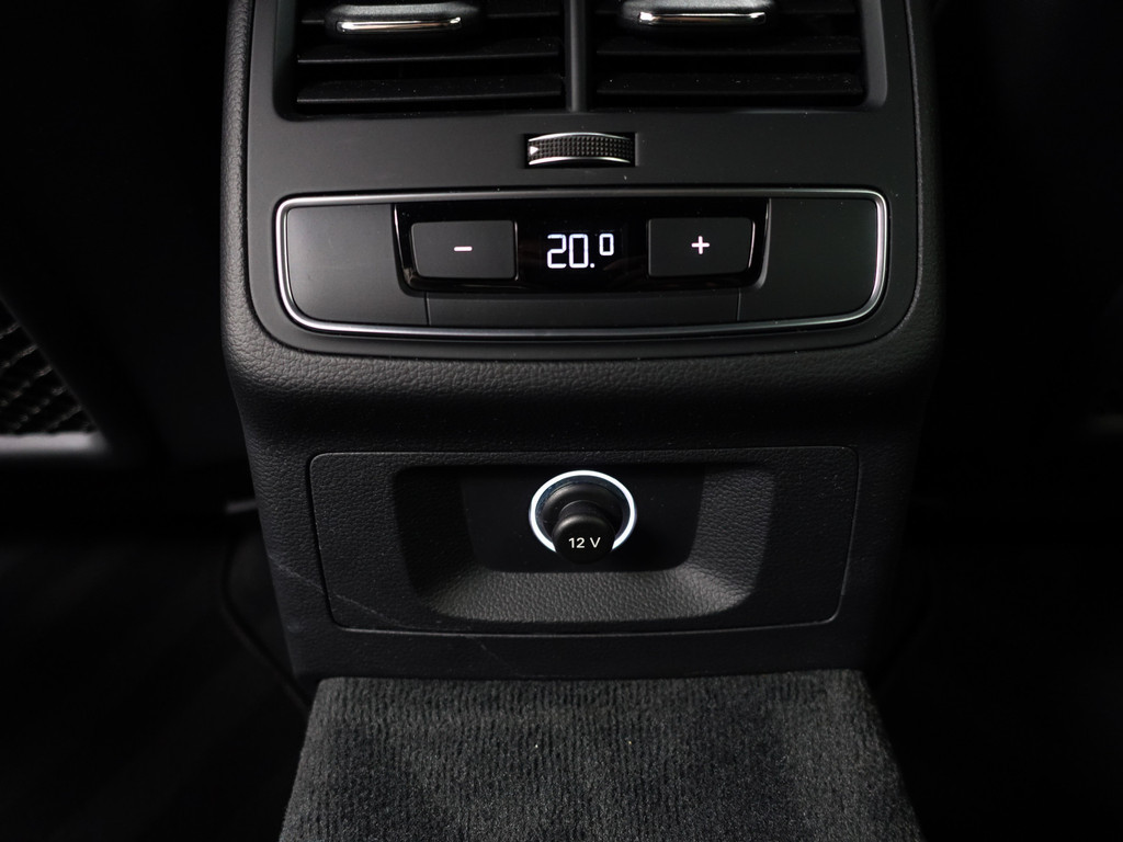
								Audi A5 Sportback 35 TFSI S Competition Aut- Carbon, Sfeerverlichting, Virtual Cockpit, Dynamic Select, Xenon Led, Leder Sport Interieur vol									