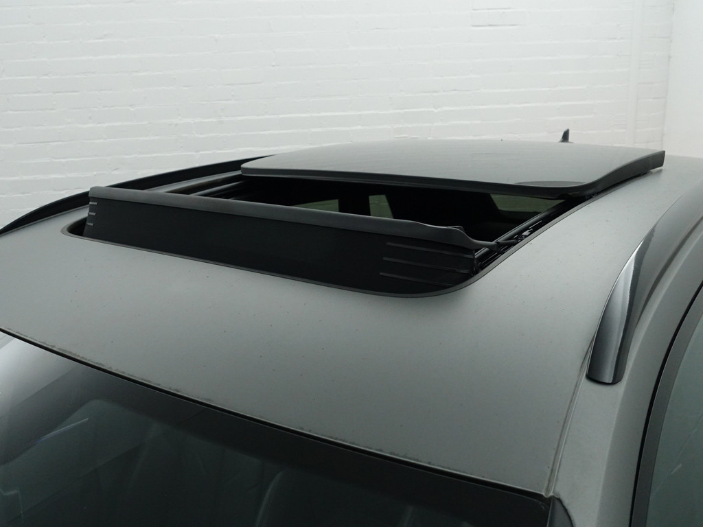 
Audi e-tron e-tron 55 quattro S Competition 95 kWh- Camera Spiegels, Panoramadak, Bang Olufsen, Sfeerverlichting, Memory vol									