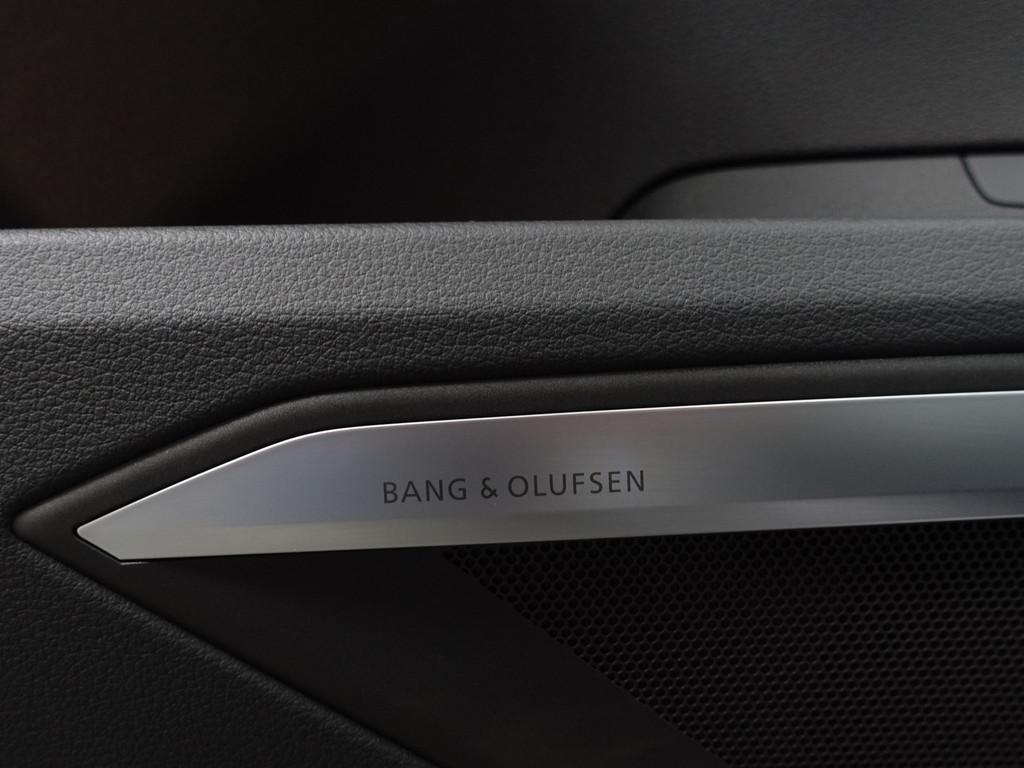 
Audi e-tron e-tron 55 quattro advanced Pro Line Plus 95 kWh- Camera Spiegels, Panoramadak, Bang Olufsen, Memory, Sfeerverlichting vol									
