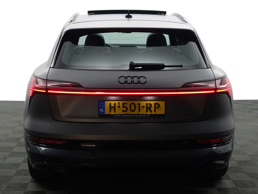 
Audi e-tron e-tron 55 quattro advanced Pro Line Plus 95 kWh- Camera Spiegels, Panoramadak, Bang Olufsen, Memory, Sfeerverlichting vol									