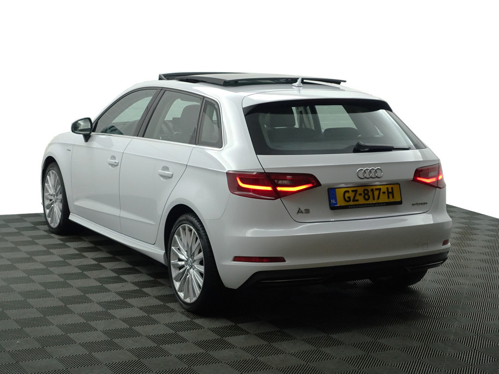 
Audi A3 Sportback 1.4 e-tron PHEV Pro Line plus Aut- Nap 99dkm, Panoramadak, Xenon Led, Keyless, Standkachel, Dynamic Select vol									