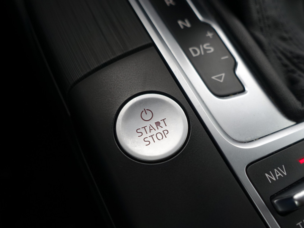 
Audi A3 Sportback 1.4 e-tron PHEV Pro Line plus Aut- Nap 99dkm, Panoramadak, Xenon Led, Keyless, Standkachel, Dynamic Select vol									