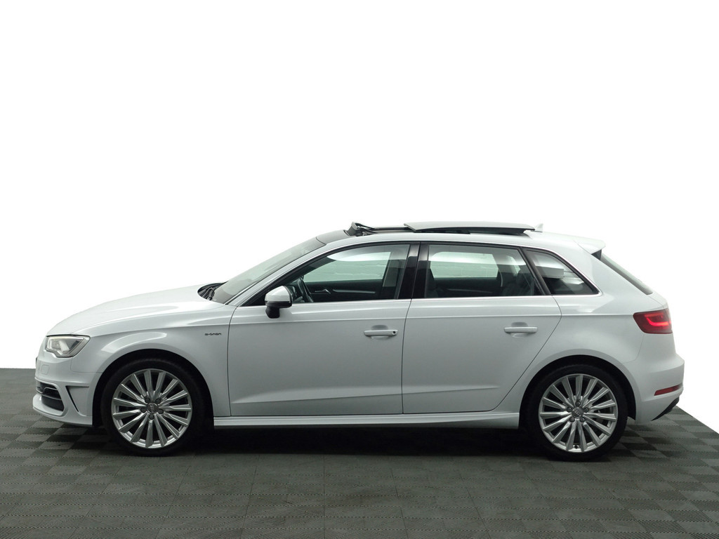 
Audi A3 Sportback 1.4 e-tron PHEV Pro Line plus Aut- Nap 99dkm, Panoramadak, Xenon Led, Keyless, Standkachel, Dynamic Select vol									
