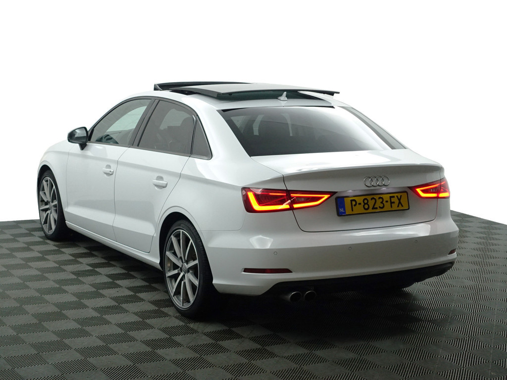 
								Audi A3 Limousine 1.4 TFSI Pro Line S- Panoramadak, Dynamic Select, Stoelverwarming, Park Assist, Xenon Led, Sport Interieur vol									