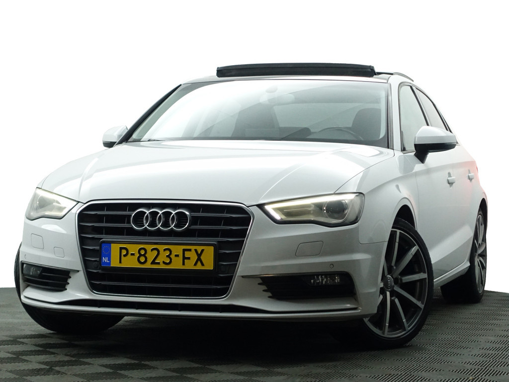 
								Audi A3 Limousine 1.4 TFSI Pro Line S- Panoramadak, Dynamic Select, Stoelverwarming, Park Assist, Xenon Led, Sport Interieur vol									