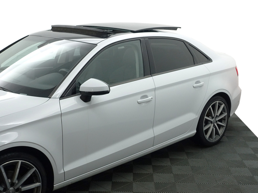 
								Audi A3 Limousine 1.4 TFSI Pro Line S- Panoramadak, Dynamic Select, Stoelverwarming, Park Assist, Xenon Led, Sport Interieur vol									