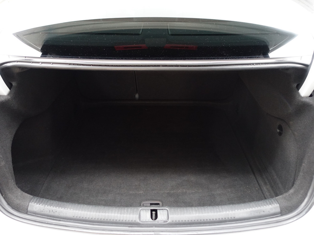 
								Audi A3 Limousine 1.4 TFSI Pro Line S- Panoramadak, Dynamic Select, Stoelverwarming, Park Assist, Xenon Led, Sport Interieur vol									