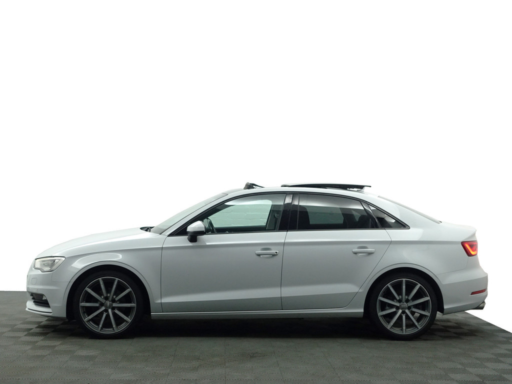 
								Audi A3 Limousine 1.4 TFSI Pro Line S- Panoramadak, Dynamic Select, Stoelverwarming, Park Assist, Xenon Led, Sport Interieur vol									
