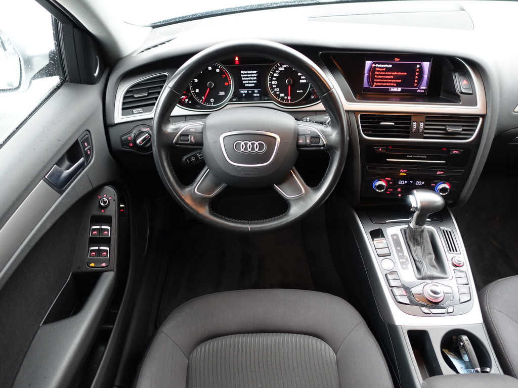 
								Audi A4 Avant 1.8 TFSI S-line Aut- Bang Olufsen, Keyless, Park Assist, Elektrisch verstelbare stoelen, Xenon Led vol									