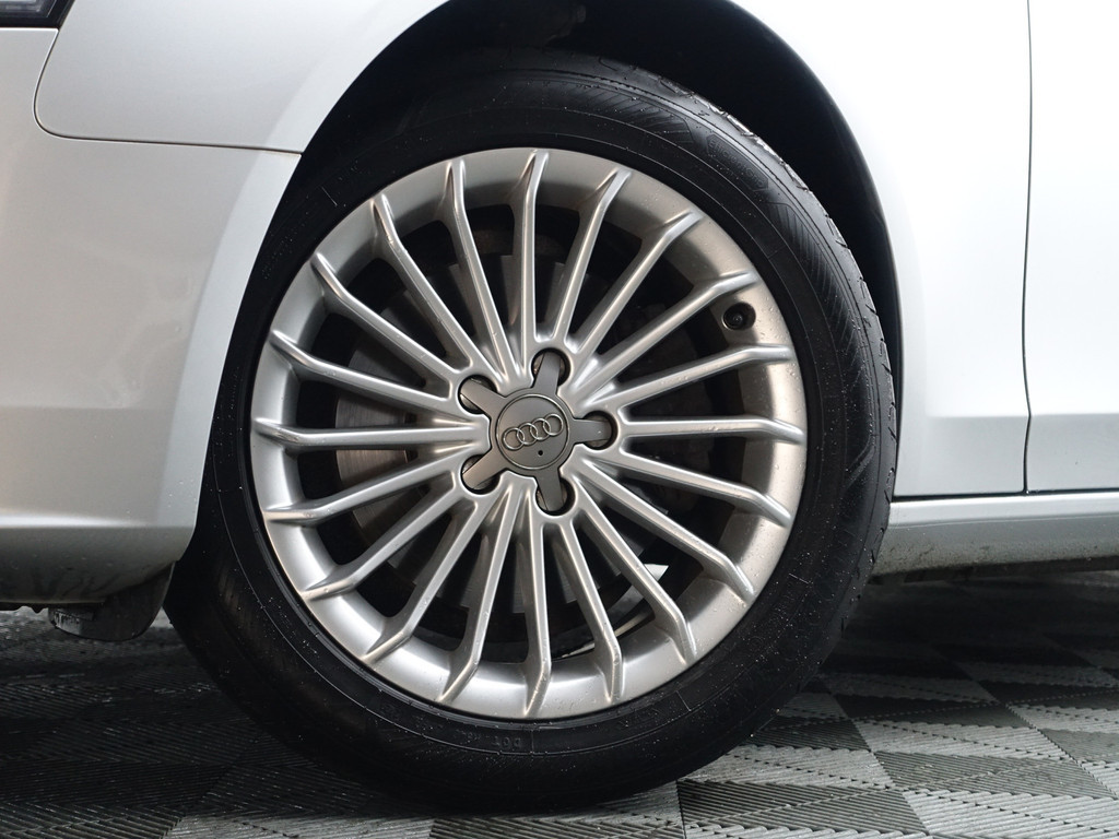 
								Audi A4 Avant 1.8 TFSI S-line Aut- Bang Olufsen, Keyless, Park Assist, Elektrisch verstelbare stoelen, Xenon Led vol									