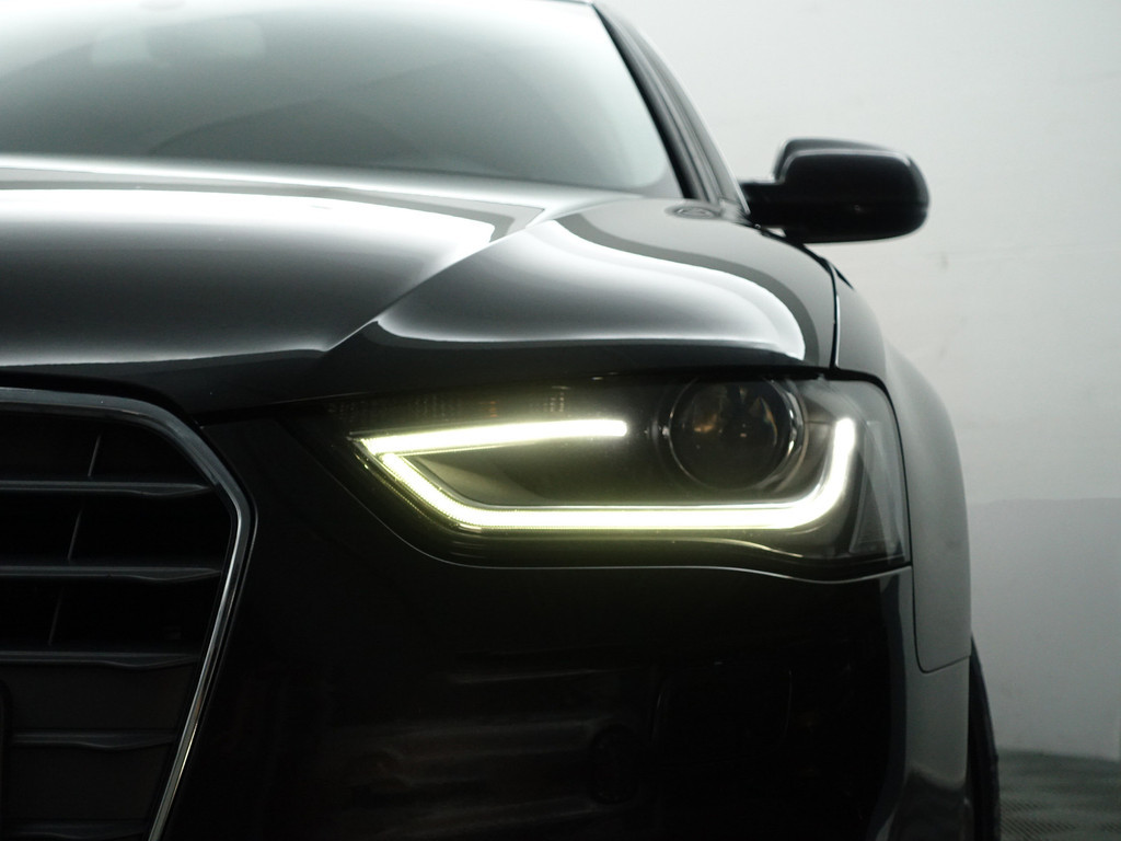 
Audi A4 Limousine 1.8 TFSI 170pk S-line Aut- Xenon Led, Navi, Park Assist, Cruise, Clima vol									