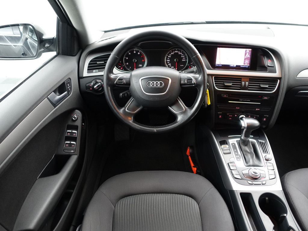 
Audi A4 Limousine 1.8 TFSI 170pk S-line Aut- Xenon Led, Navi, Park Assist, Cruise, Clima vol									