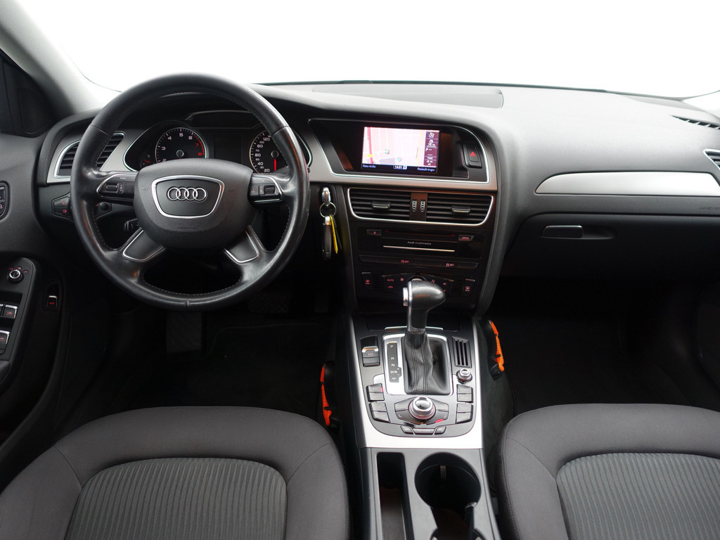 
Audi A4 Limousine 1.8 TFSI 170pk S-line Aut- Xenon Led, Navi, Park Assist, Cruise, Clima vol									