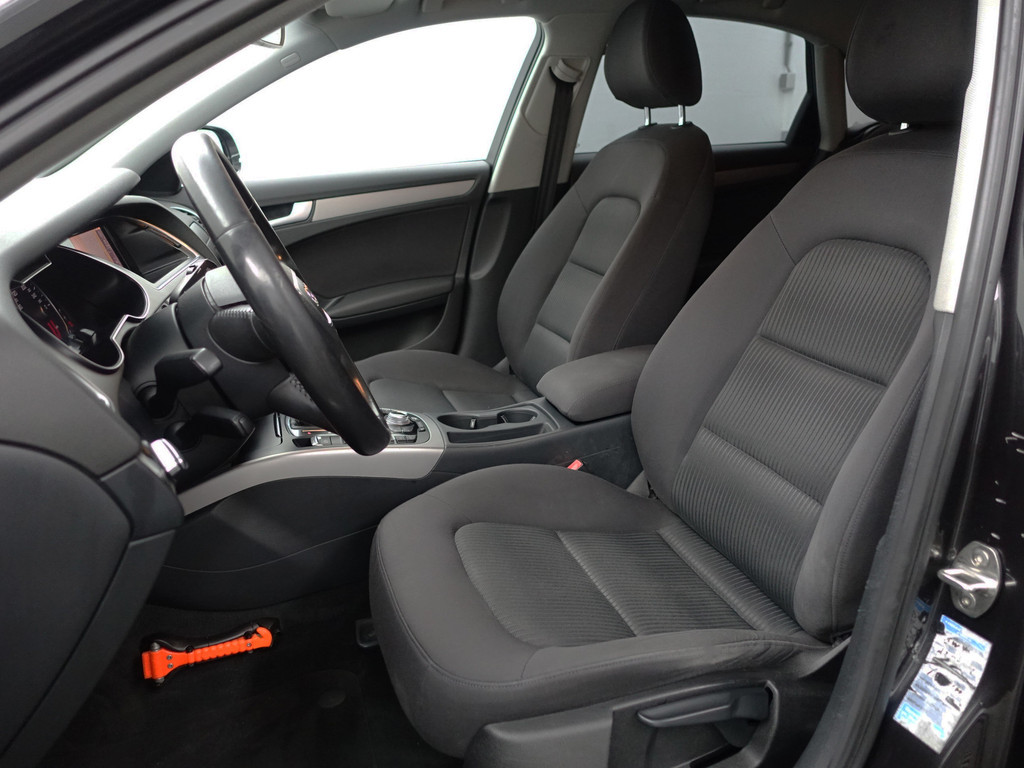 
Audi A4 Limousine 1.8 TFSI 170pk S-line Aut- Xenon Led, Navi, Park Assist, Cruise, Clima vol									