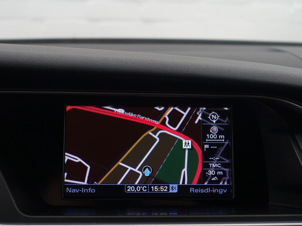 
Audi A4 Avant 1.8 TFSI 170pk S Line Aut- Xenon Led, Sport Interieur, Park Assist, Navi, Trekhaak, Privacy Glass vol									