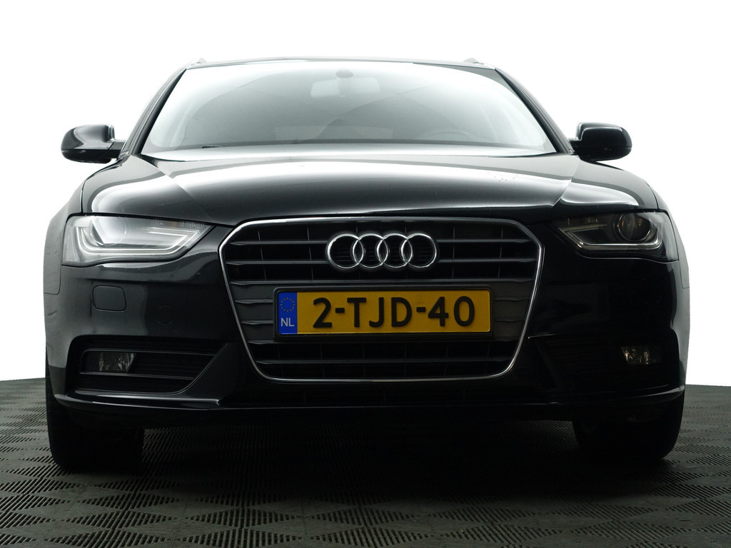 
Audi A4 Avant 1.8 TFSI 170pk S Line Aut- Xenon Led, Sport Interieur, Park Assist, Navi, Trekhaak, Privacy Glass vol									