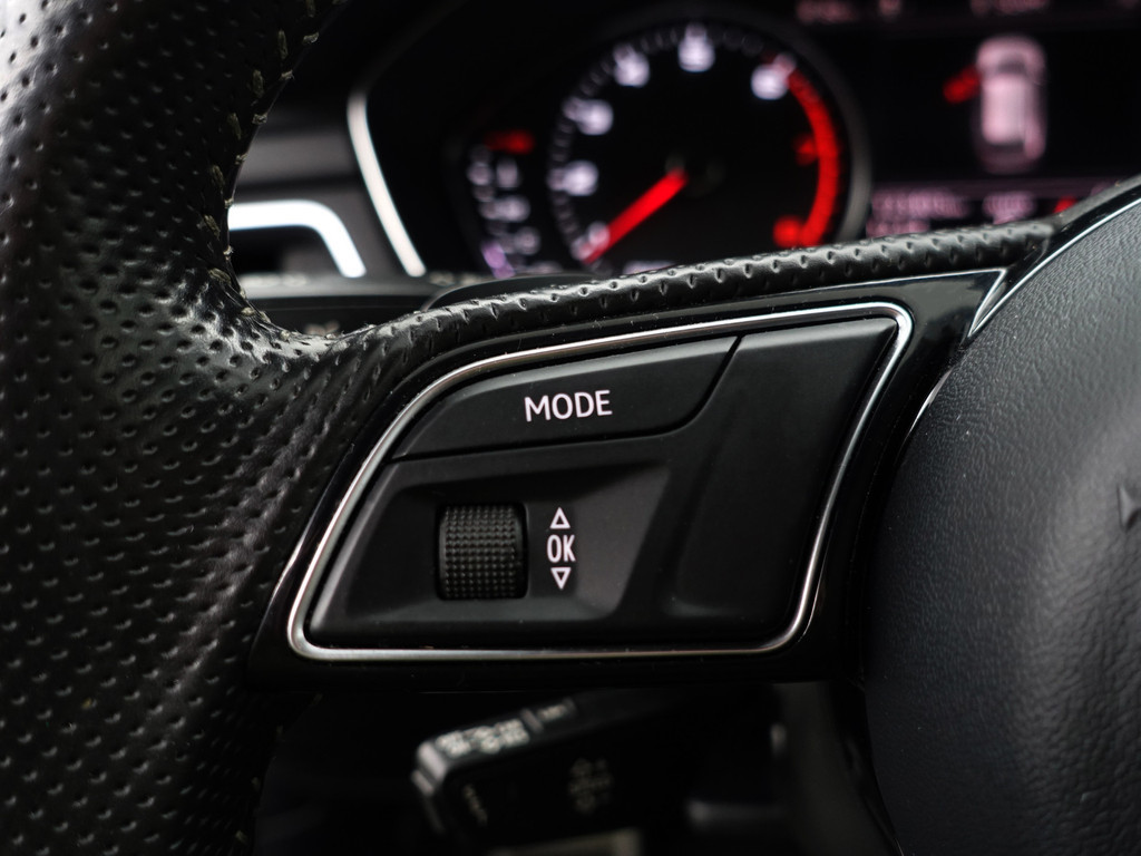 
Audi A4 Avant 1.4 TFSI S Line Black Optic Aut- Panoramadak, Sfeerverlichting, Xenon Led, Keyless, Dynamic Select, Stoelverwarming vol									