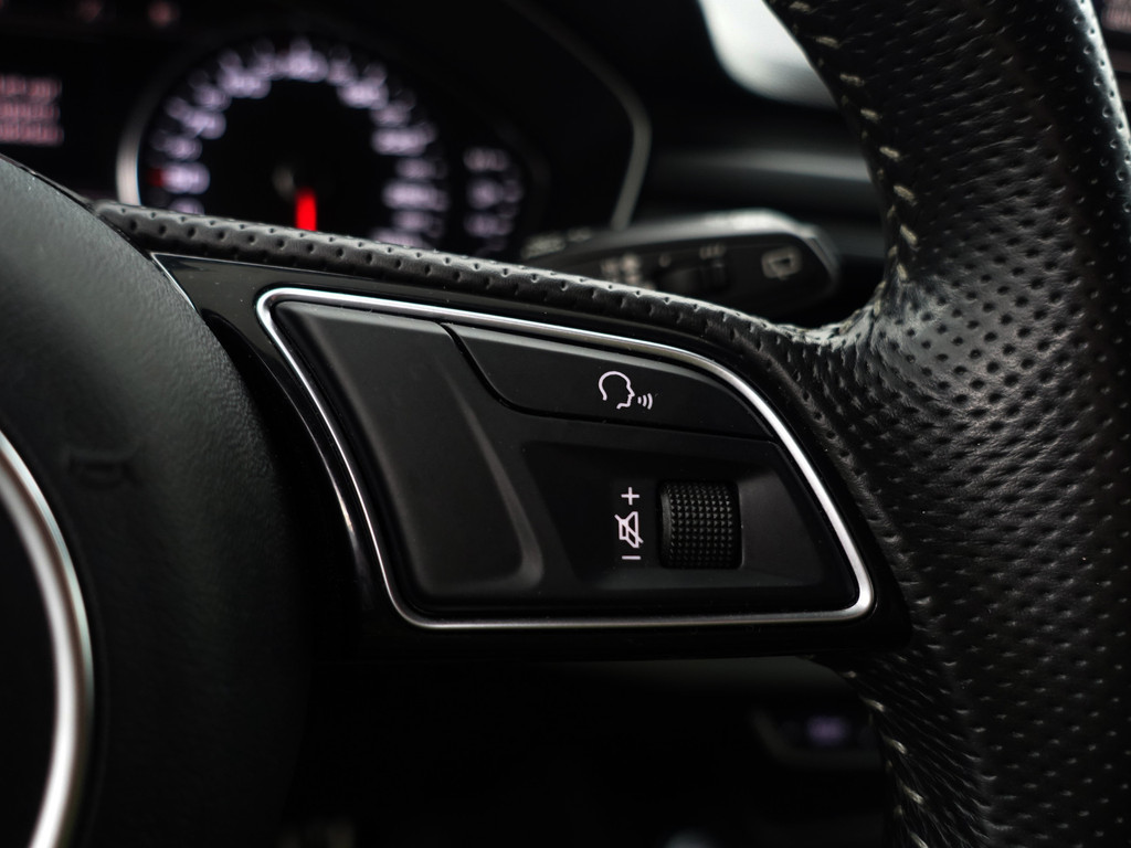 
Audi A4 Avant 1.4 TFSI S Line Black Optic Aut- Panoramadak, Sfeerverlichting, Xenon Led, Keyless, Dynamic Select, Stoelverwarming vol									