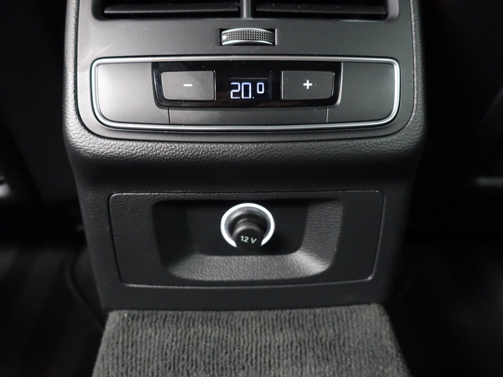 
Audi A4 Avant 1.4 TFSI S Line Black Optic Aut- Panoramadak, Sfeerverlichting, Xenon Led, Keyless, Dynamic Select, Stoelverwarming vol									