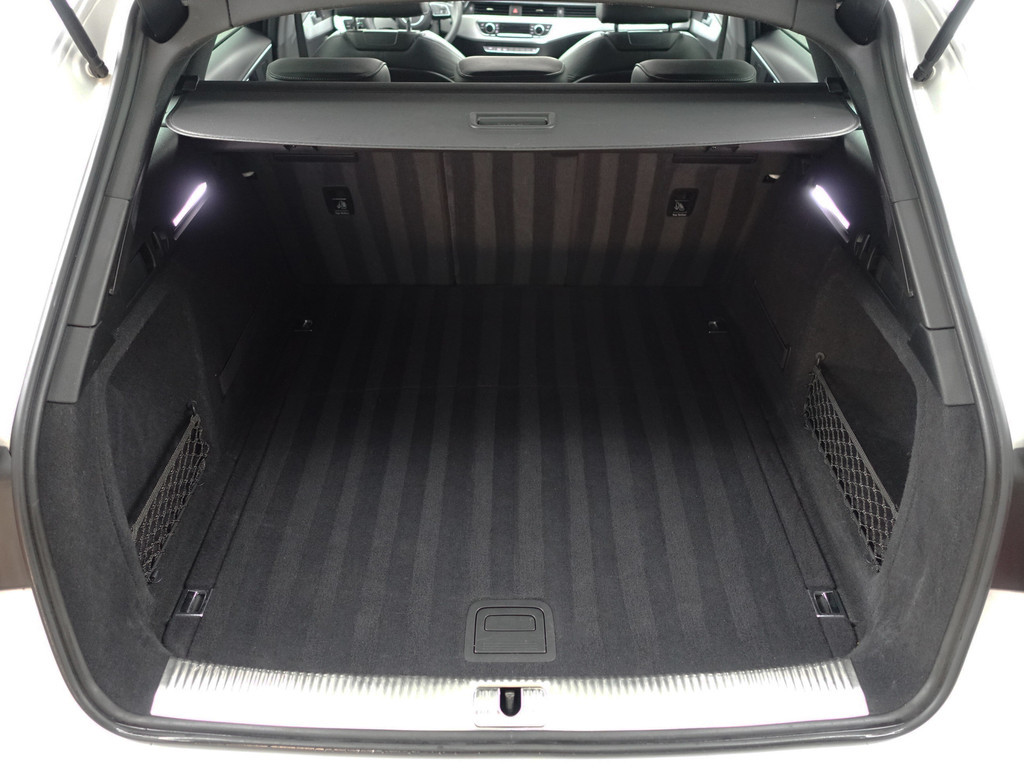 
Audi A4 Avant 1.4 TFSI S Line Black Optic Aut- Panoramadak, Sfeerverlichting, Xenon Led, Keyless, Dynamic Select, Stoelverwarming vol									