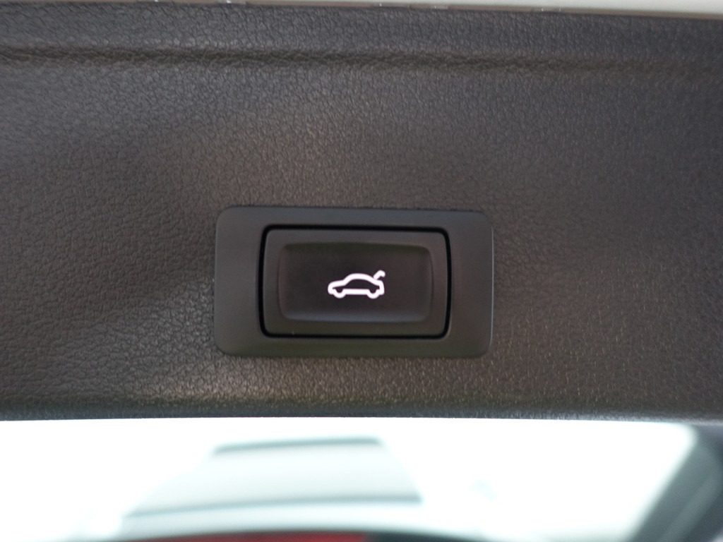 
Audi A4 Avant 1.4 TFSI S Line Black Optic Aut- Panoramadak, Sfeerverlichting, Xenon Led, Keyless, Dynamic Select, Stoelverwarming vol									