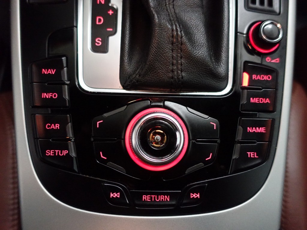 
Audi A4 Allroad 2.0 TFSI 230pk Quattro Pro Line S Aut- Sport Leder, Navi, Xenon Led, PDC, LMV, vol									